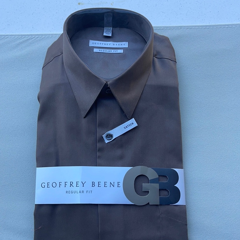 Mans Geoffrey Beene Dress Shirt